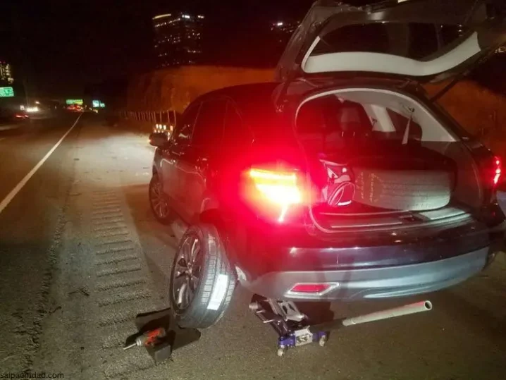 پنچرگیری لاستیک در شب